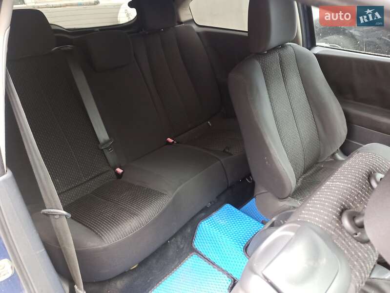 Купе Renault Megane 2005 в Иршанске