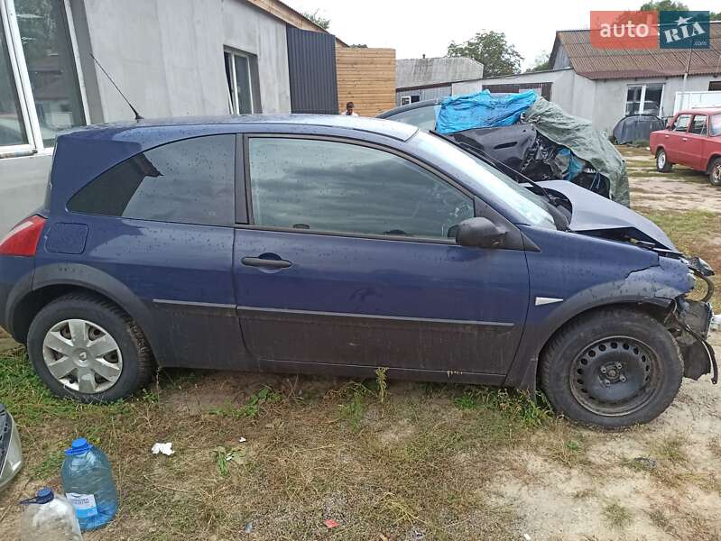 Купе Renault Megane 2005 в Иршанске