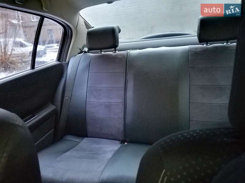 Седан Renault Megane 2004 в Днепре фото 11 Седан Renault Megane 2004 в Днепре