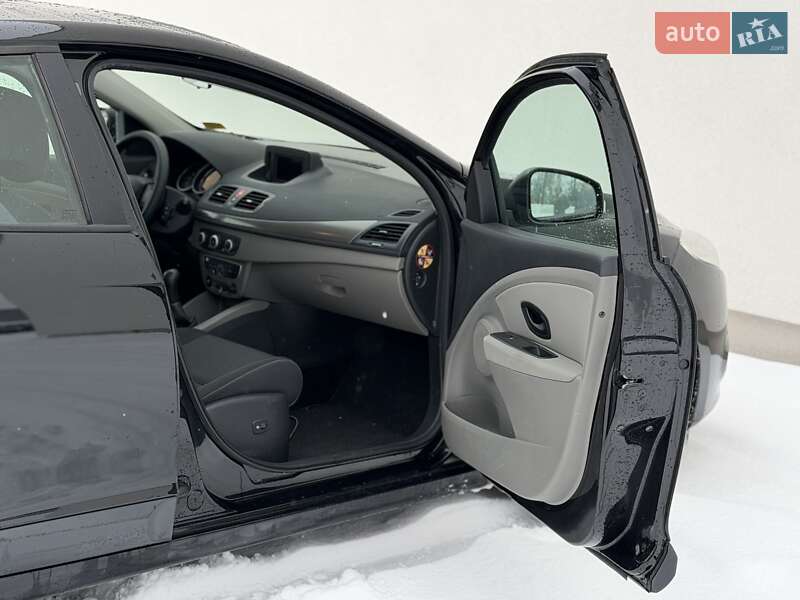 Хэтчбек Renault Megane 2012 в Луцке