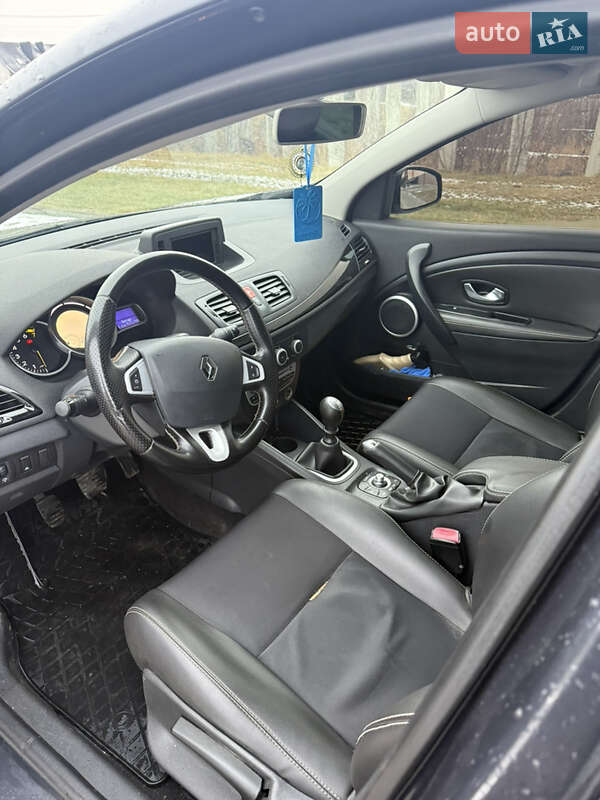 Хэтчбек Renault Megane 2011 в Тернополе