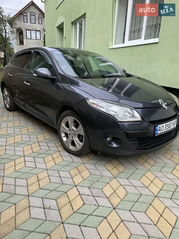 Renault Megane 2010 Renault Megane 2010