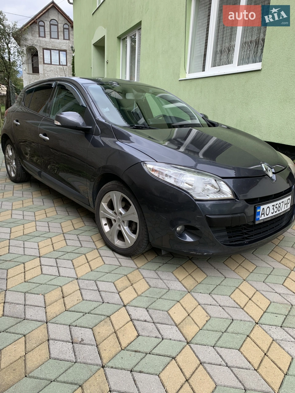2010 Renault Megane - мініатюра 11