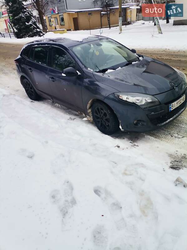 Хэтчбек Renault Megane 2011 в Полтаве