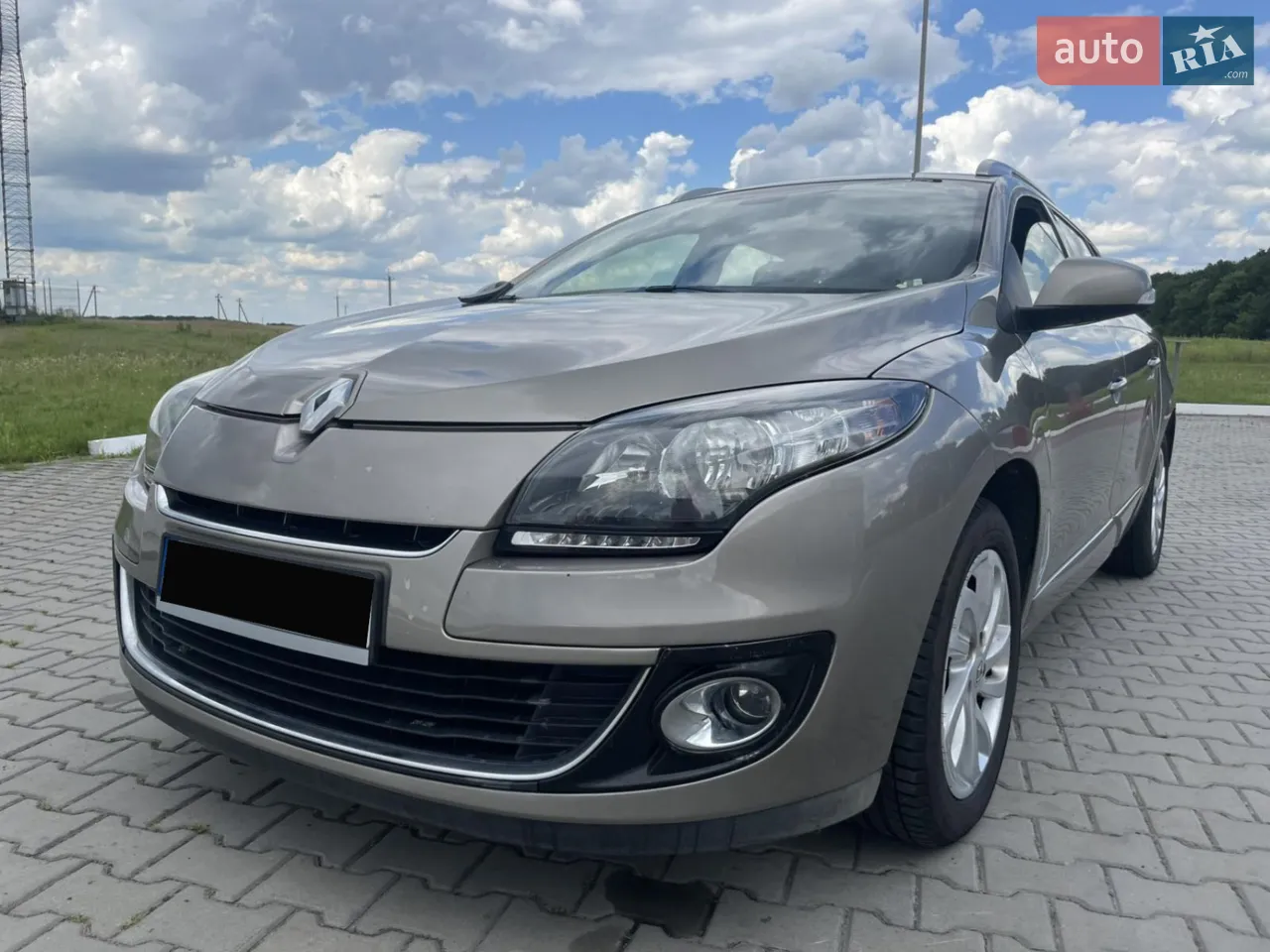 2012 Renault Megane - мініатюра 12