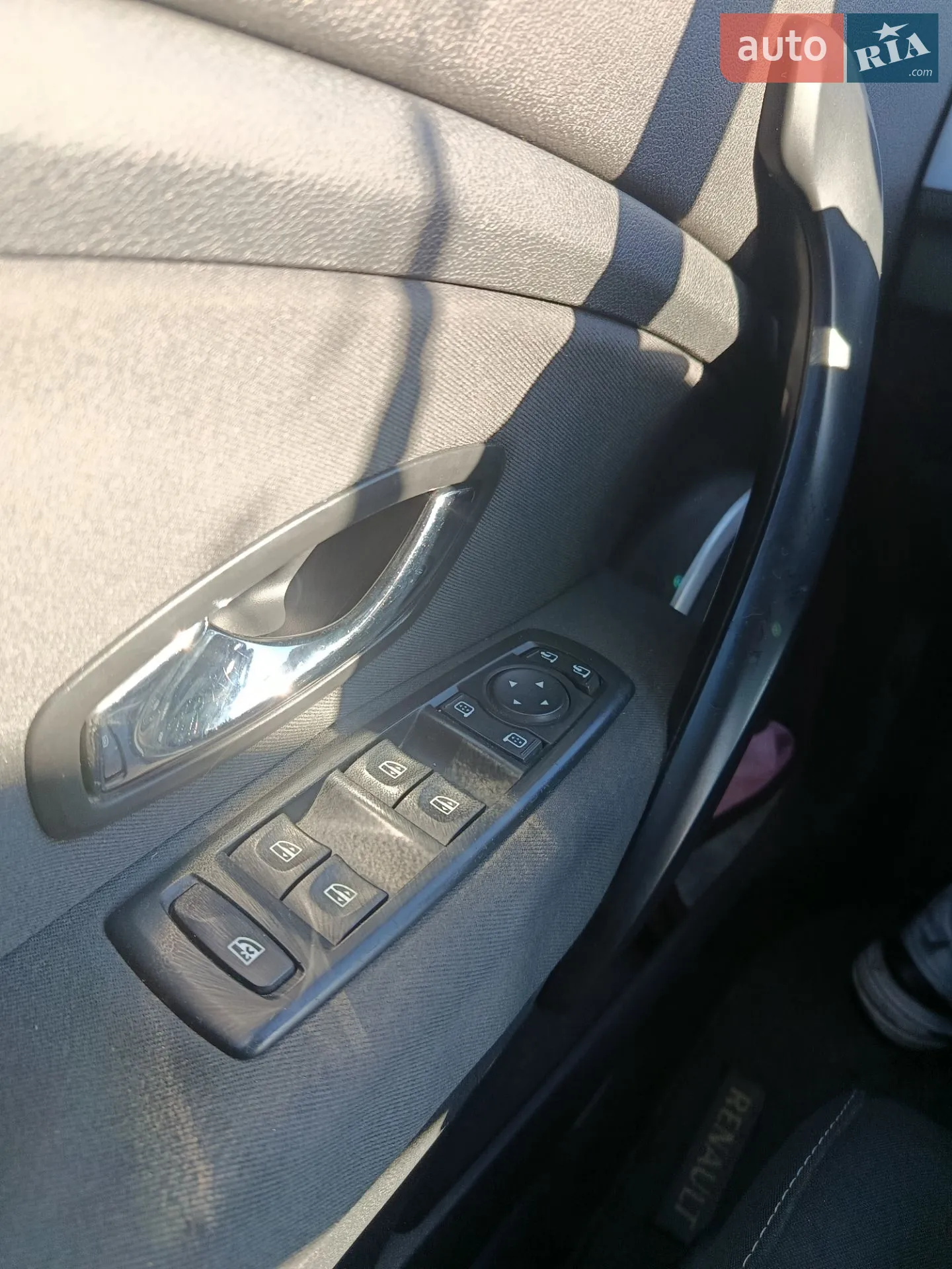 2012 Renault Megane - мініатюра 13