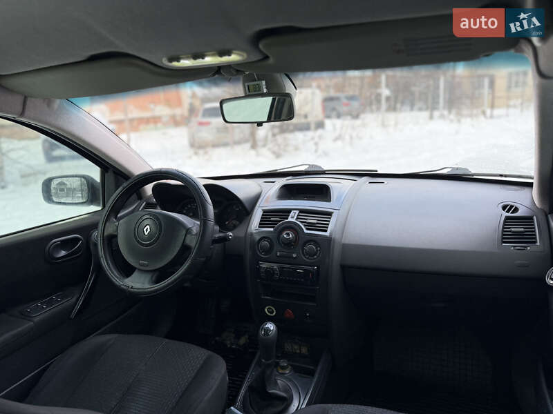 Седан Renault Megane 2005 в Мукачево
