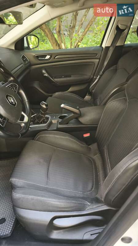 Универсал Renault Megane 2017 в Киеве