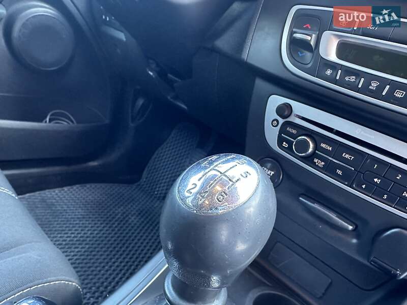 Универсал Renault Megane 2014 в Киеве