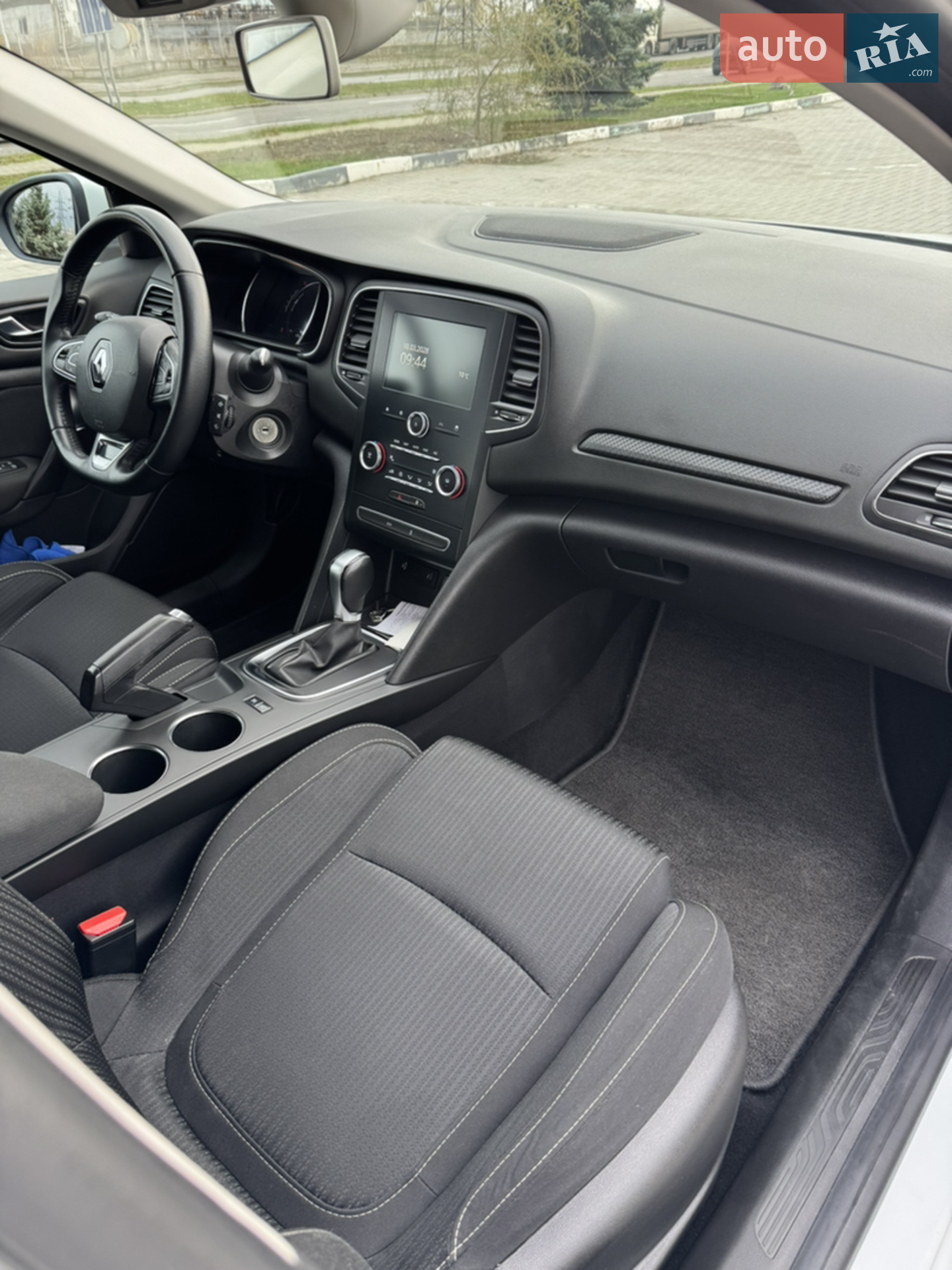 2019 Renault Megane - мініатюра 8