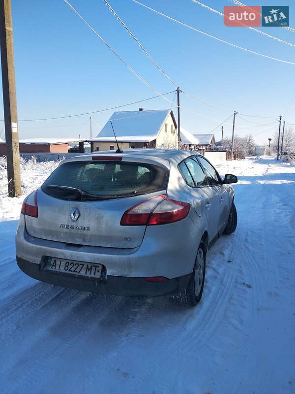 Хэтчбек Renault Megane 2011 в Бабинцам фото 4 Хэтчбек Renault Megane 2011 в Бабинцам