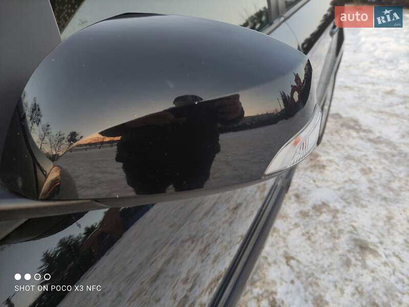 Универсал Renault Megane 2012 в Змиеве фото 24 Универсал Renault Megane 2012 в Змиеве