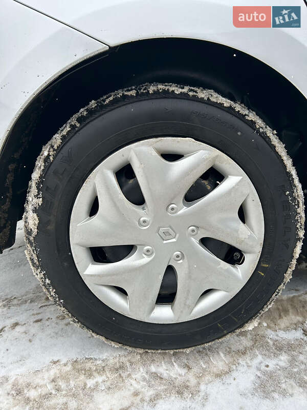 Универсал Renault Megane 2015 в Ивано-Франковске фото 18 Универсал Renault Megane 2015 в Ивано-Франковске