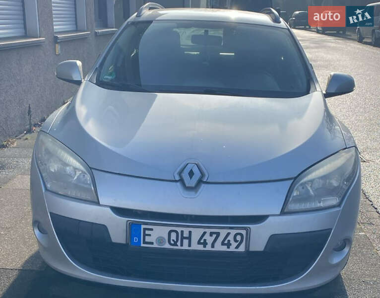 Универсал Renault Megane 2010 в Ракитном фото 54 Универсал Renault Megane 2010 в Ракитном