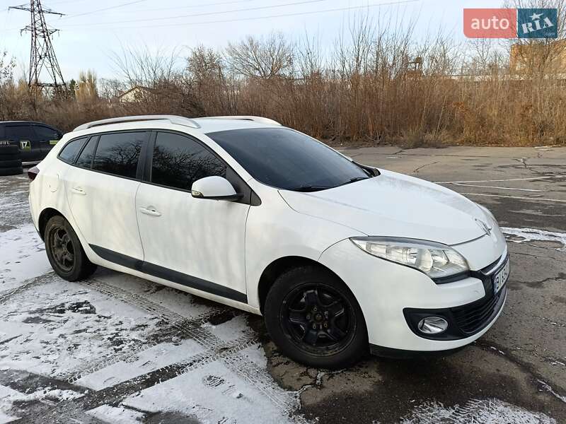 Универсал Renault Megane 2013 в Полтаве фото 7 Универсал Renault Megane 2013 в Полтаве