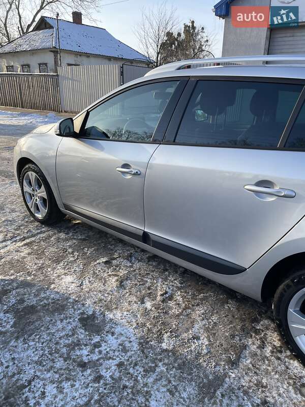 Универсал Renault Megane 2010 в Лебедине