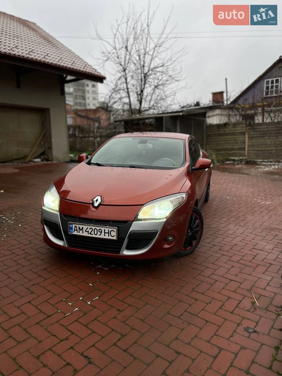 2010 Renault Megane - мініатюра 12