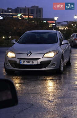 Универсал Renault Megane 2010 в Вараше