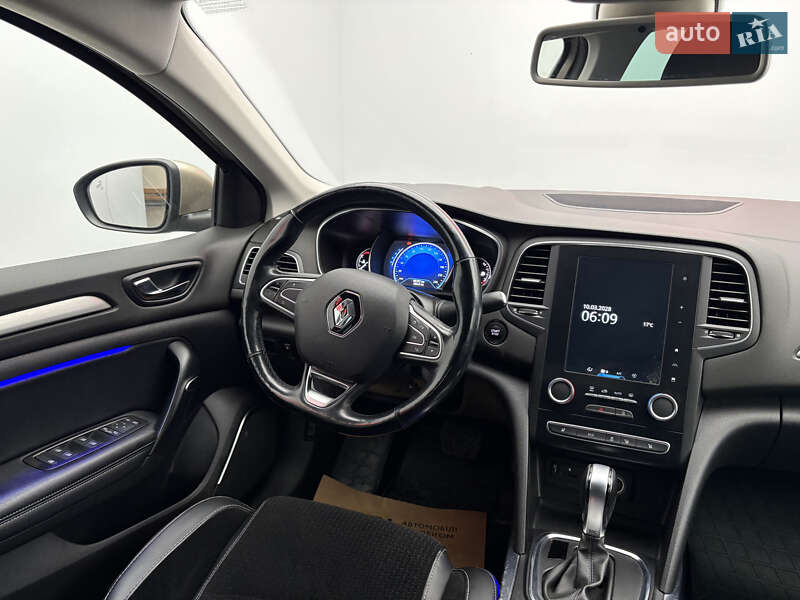 Седан Renault Megane 2017 в Киеве фото 13 Седан Renault Megane 2017 в Киеве