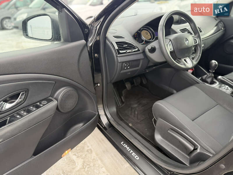Универсал Renault Megane 2011 в Ровно фото 10 Универсал Renault Megane 2011 в Ровно