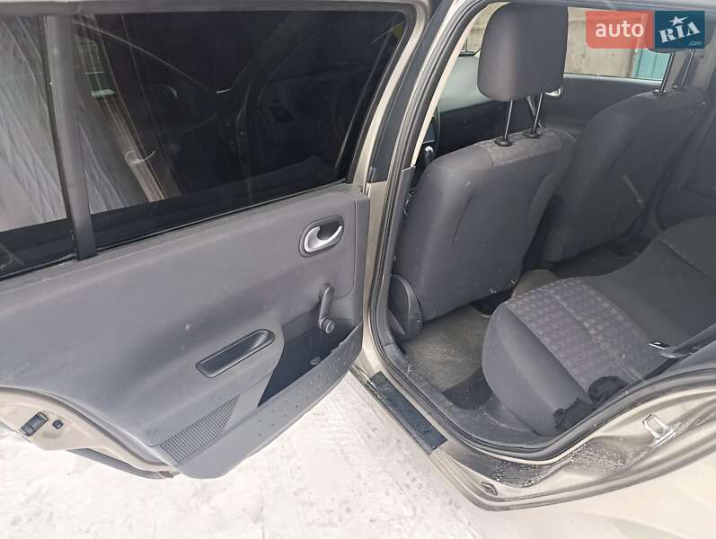 Универсал Renault Megane 2008 в Кагарлыке фото 15 Универсал Renault Megane 2008 в Кагарлыке