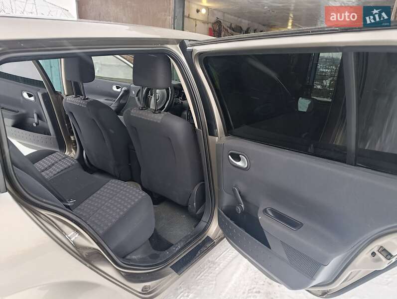 Универсал Renault Megane 2008 в Кагарлыке фото 17 Универсал Renault Megane 2008 в Кагарлыке