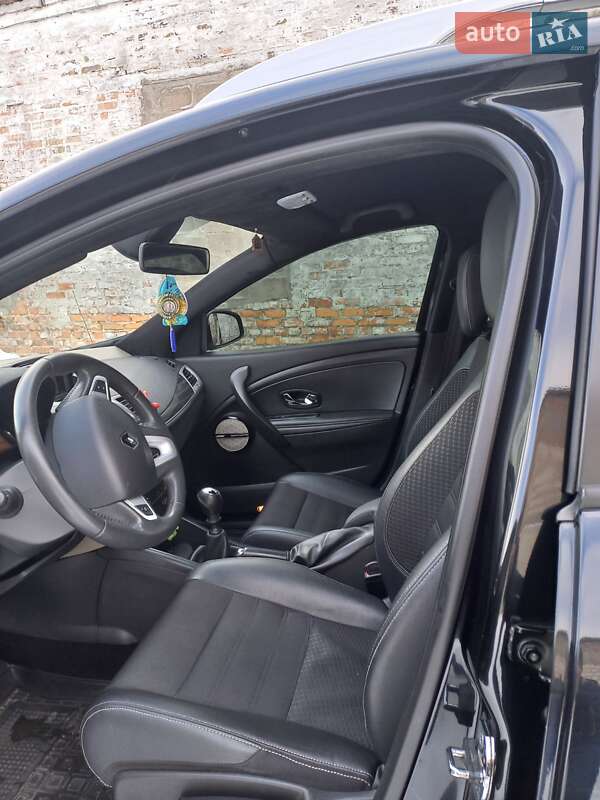 Универсал Renault Megane 2012 в Смеле фото 12 Универсал Renault Megane 2012 в Смеле