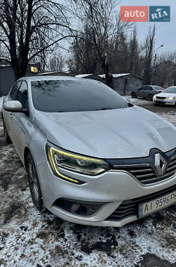 Седан Renault Megane 2016 в Кривом Роге