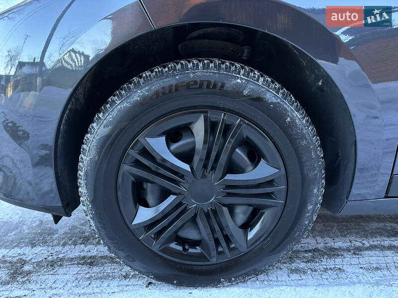 Хэтчбек Renault Megane 2009 в Луцке фото 9 Хэтчбек Renault Megane 2009 в Луцке