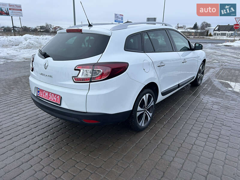 Универсал Renault Megane 2012 в Городке