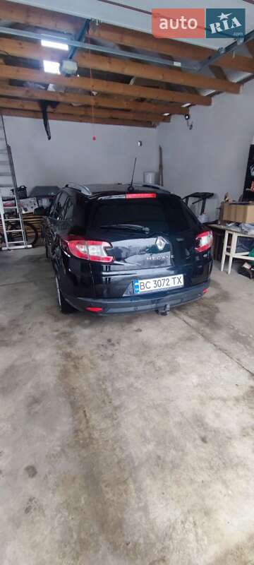 Универсал Renault Megane 2012 в Городке