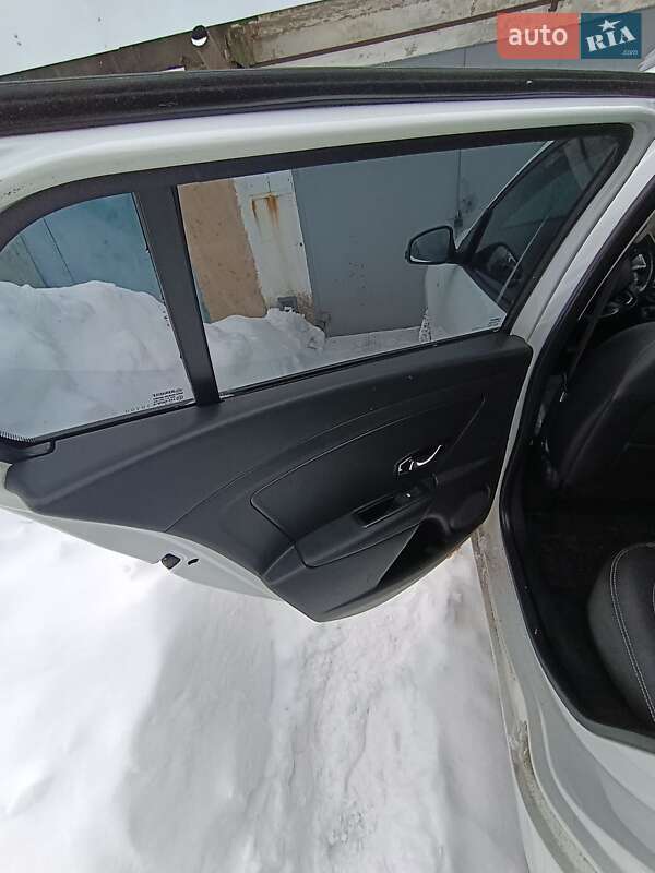 Универсал Renault Megane 2012 в Иршанске