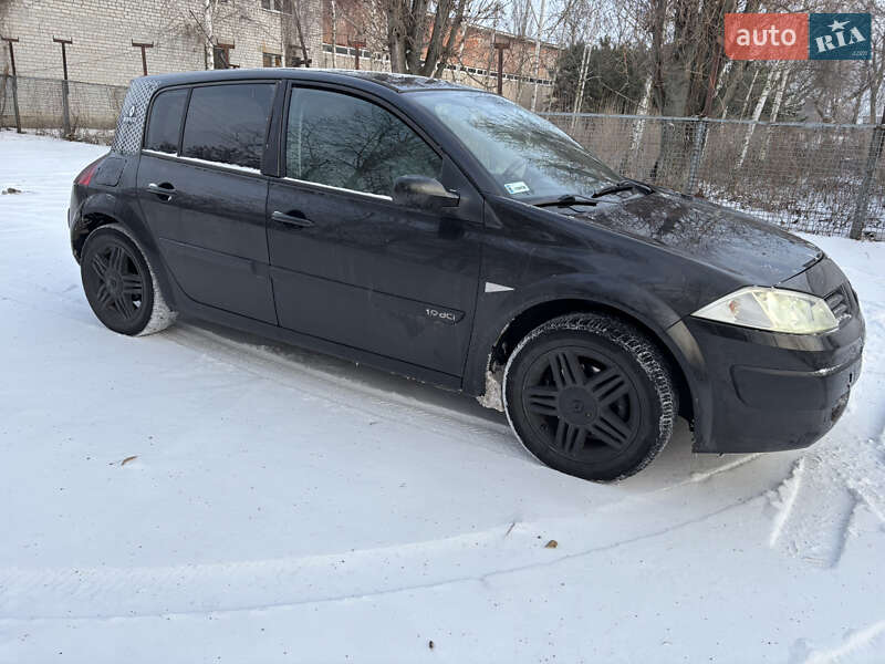Хэтчбек Renault Megane 2002 в Глобине