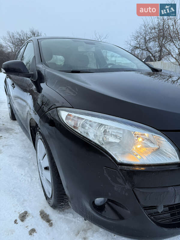 Хэтчбек Renault Megane 2011 в Прилуках