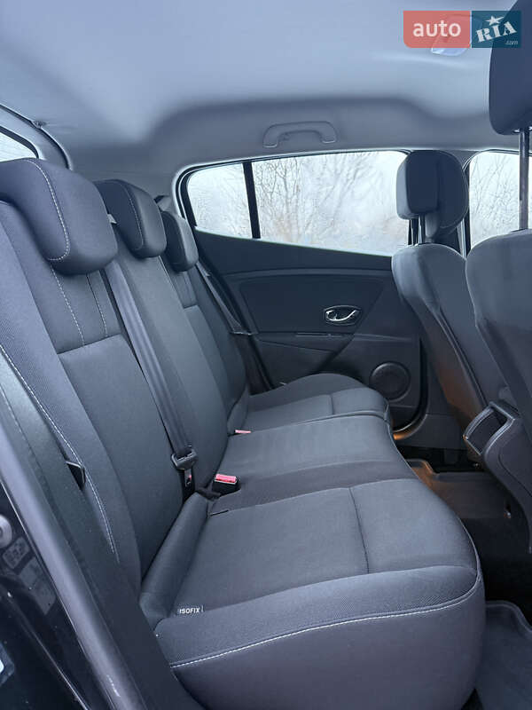 Хэтчбек Renault Megane 2011 в Прилуках