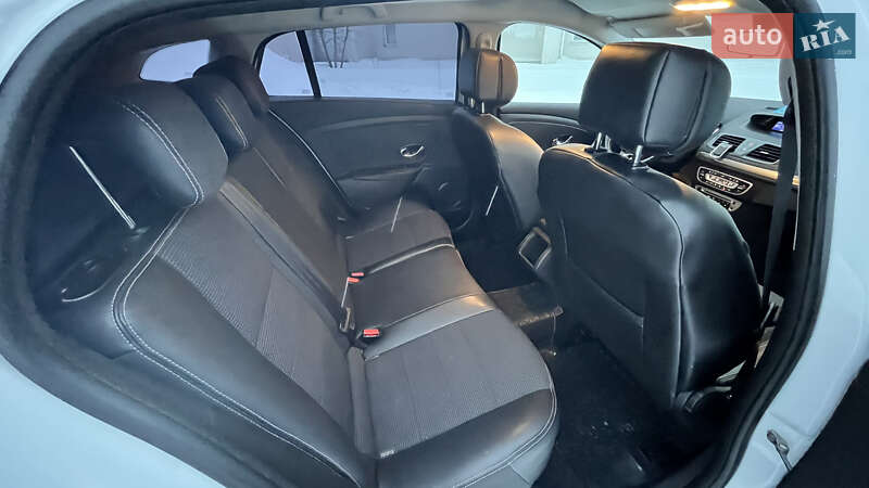 Універсал Renault Megane 2015 в Рівному фото 21 Універсал Renault Megane 2015 в Рівному