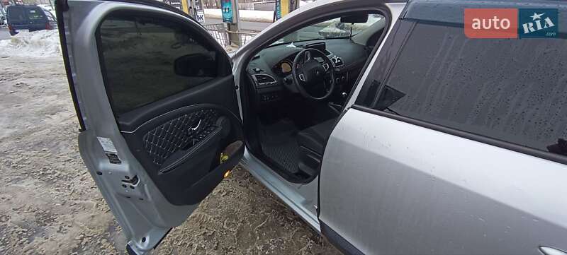 Универсал Renault Megane 2012 в Киеве