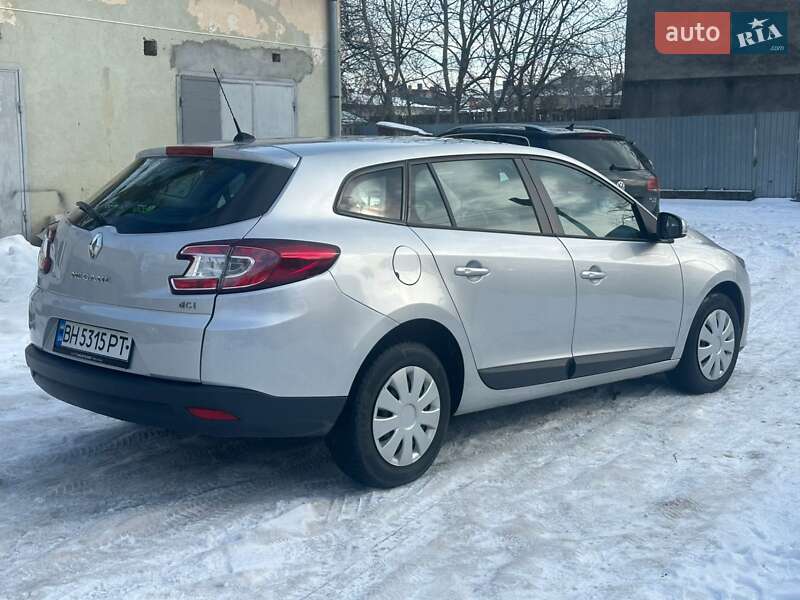 Универсал Renault Megane 2015 в Стрые