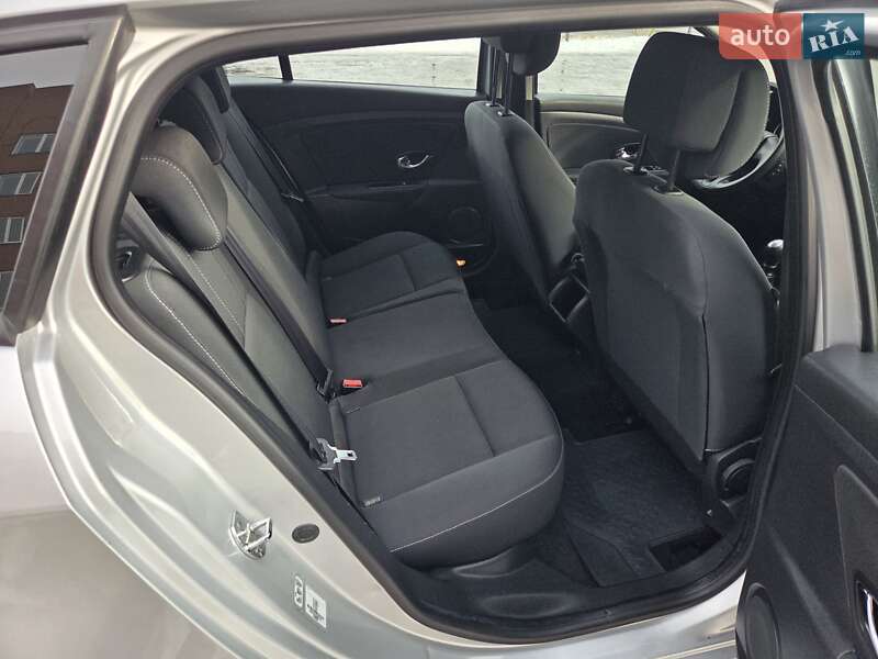 Универсал Renault Megane 2012 в Нововолынске фото 19 Универсал Renault Megane 2012 в Нововолынске