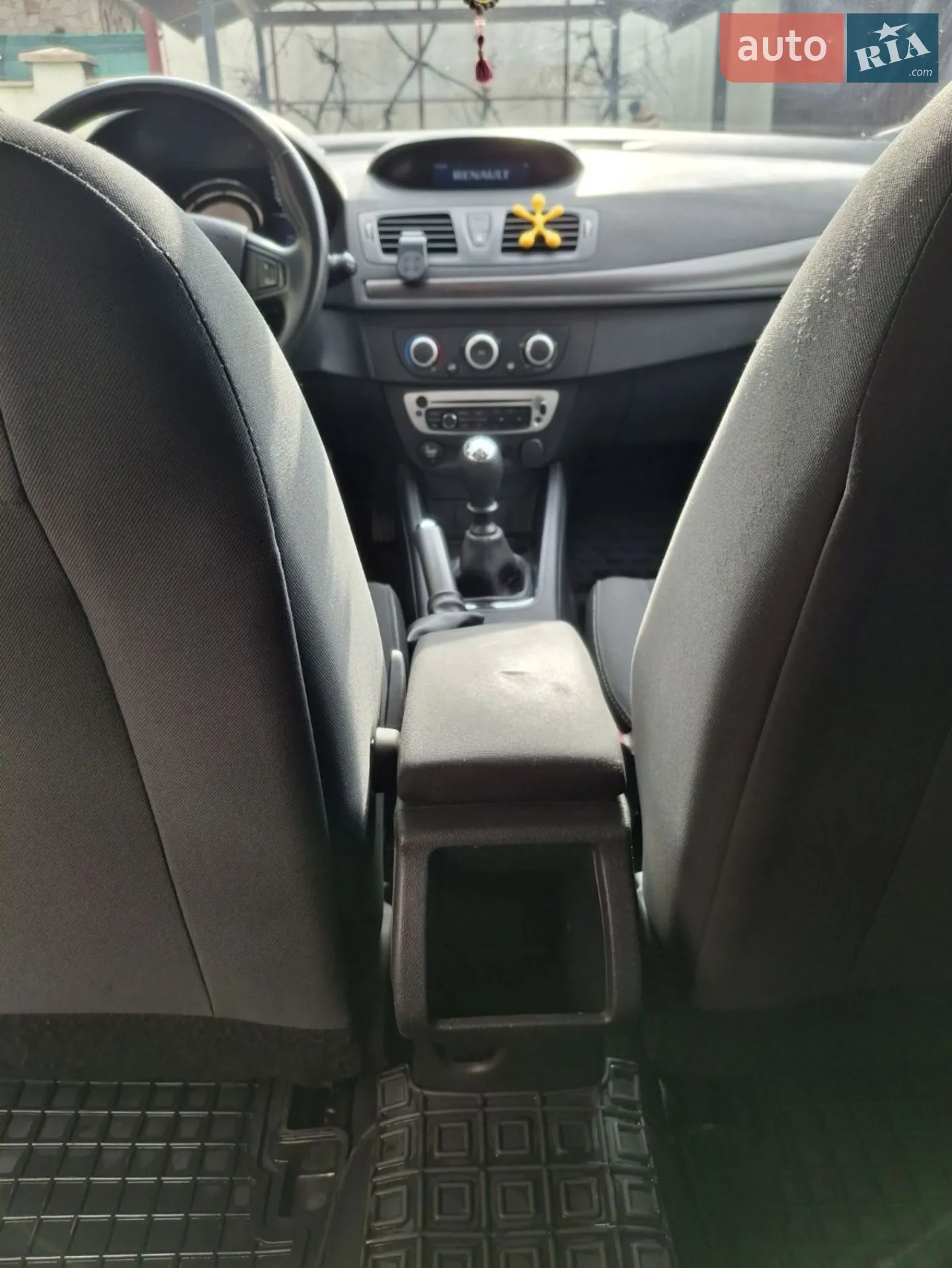 2015 Renault Megane - мініатюра 25