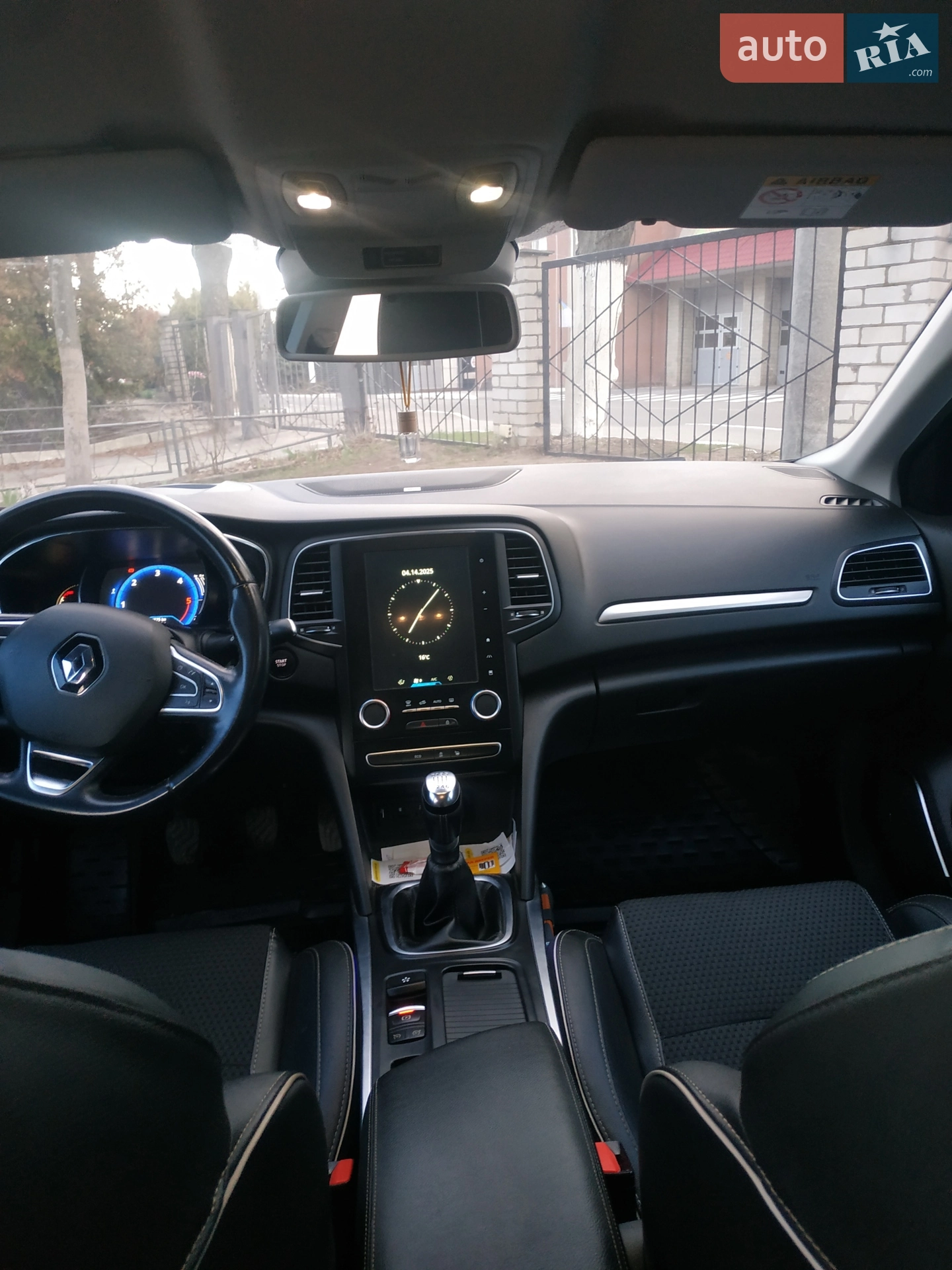 2016 Renault Megane - мініатюра 16