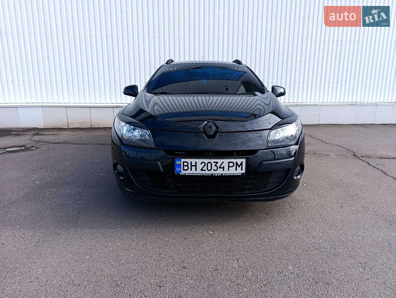 Универсал Renault Megane 2011 в Белгороде-Днестровском фото 2 Универсал Renault Megane 2011 в Белгороде-Днестровском