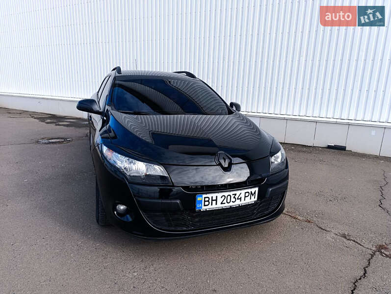 Универсал Renault Megane 2011 в Белгороде-Днестровском фото 6 Универсал Renault Megane 2011 в Белгороде-Днестровском