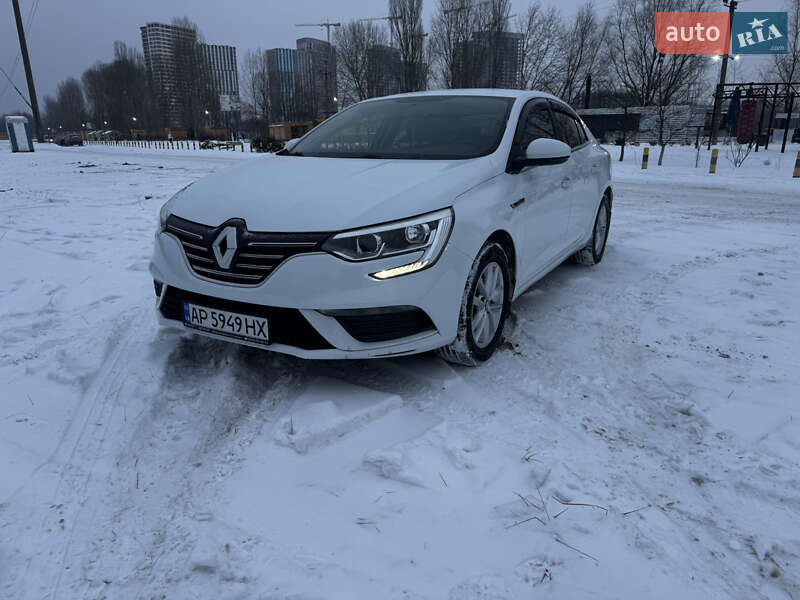 Седан Renault Megane 2020 в Киеве фото 3 Седан Renault Megane 2020 в Киеве