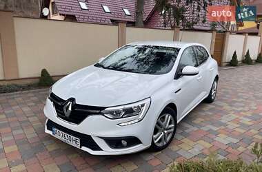 Хэтчбек Renault Megane 2016 в Виноградове