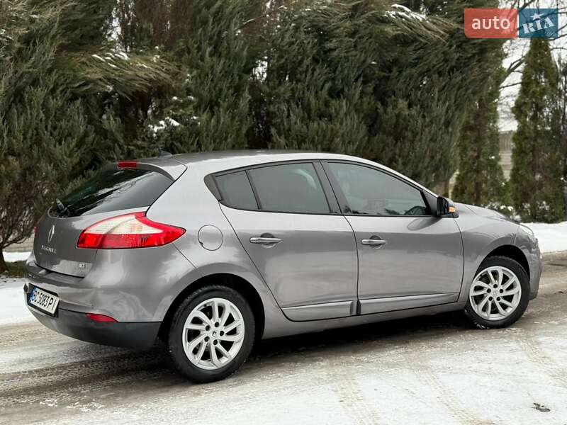 Хетчбек Renault Megane 2013 в Самборі