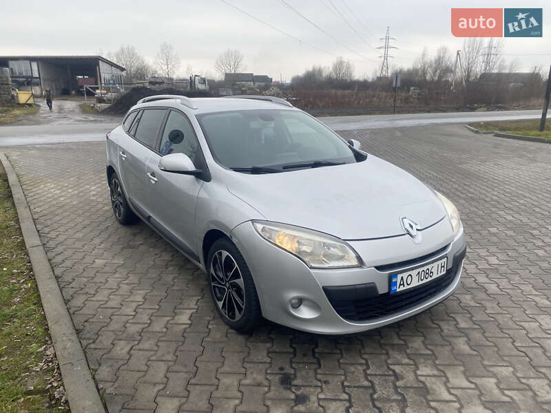Универсал Renault Megane 2010 в Мукачево фото 2 Универсал Renault Megane 2010 в Мукачево
