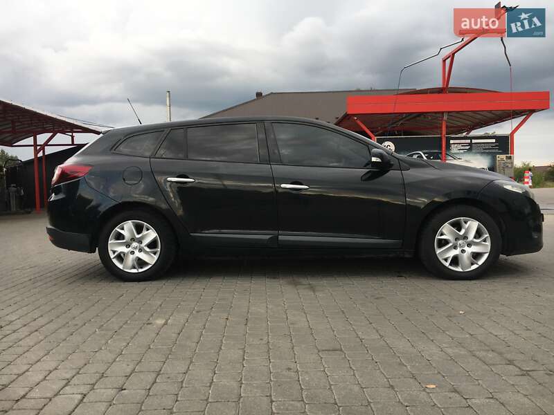 Универсал Renault Megane 2011 в Яворове фото 3 Универсал Renault Megane 2011 в Яворове