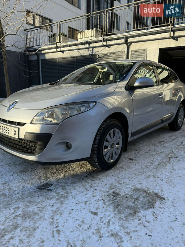 Renault Megane 2010 Renault Megane 2010