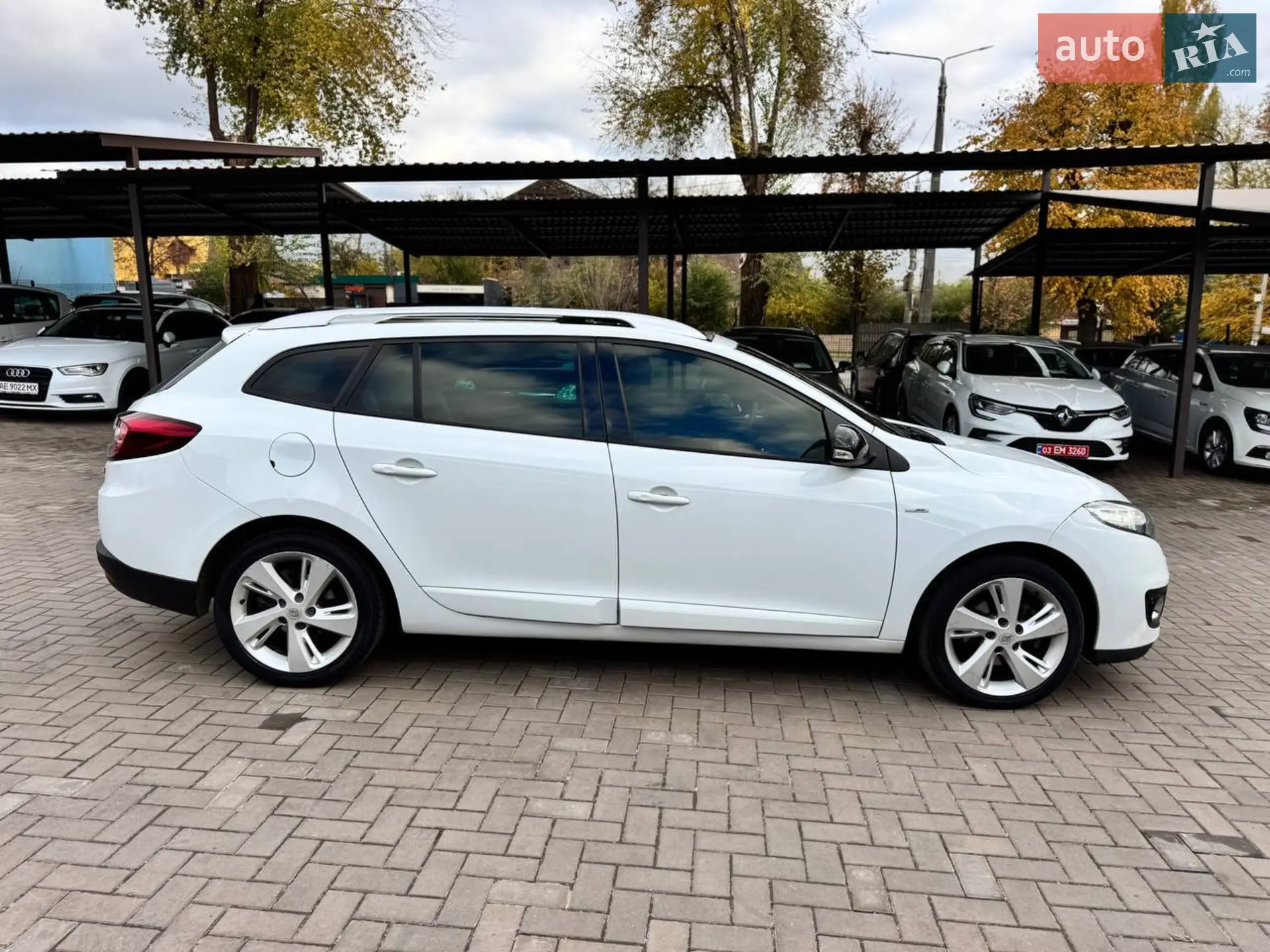 2013 Renault Megane - мініатюра 11